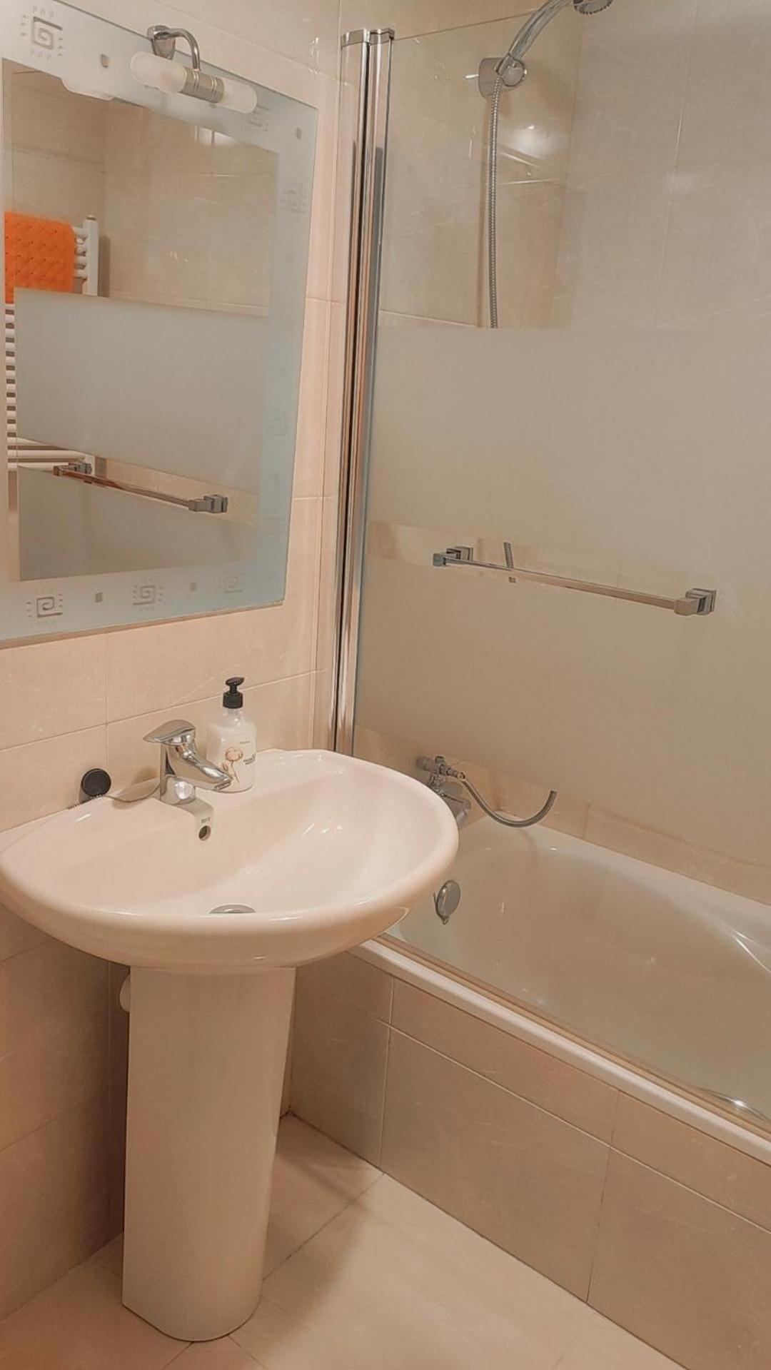 Habitacion Renfe Pamplona Dış mekan fotoğraf